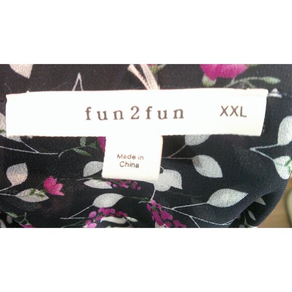 fun2fun Women's XXL Short Sleeve Navy Floral Blouse V-Neck pleated front - Picture 6 of 7